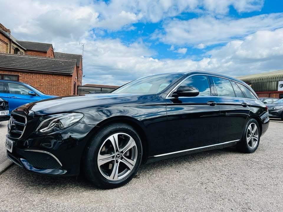 Anslan Cars Mercedes-Benz E-Class Estate - Executive Chauffeur Vehicle in Reading